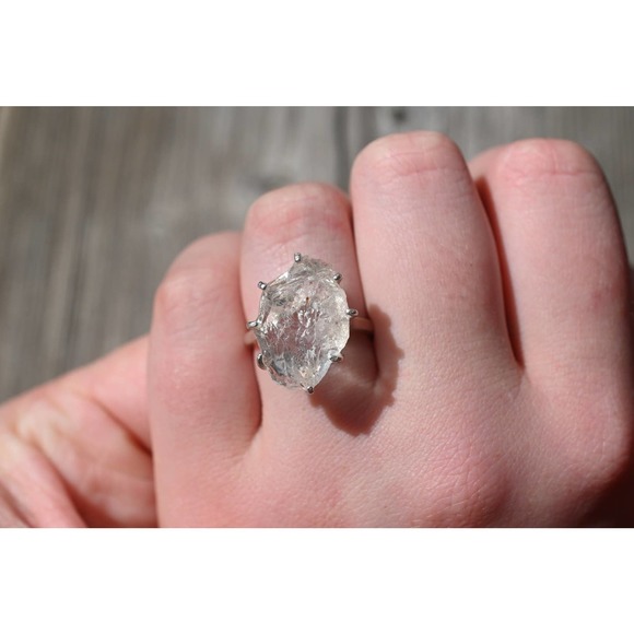 alternative raw diamond engagement rings, raw crystal ring, round or ova… - Picture 3 of 5
